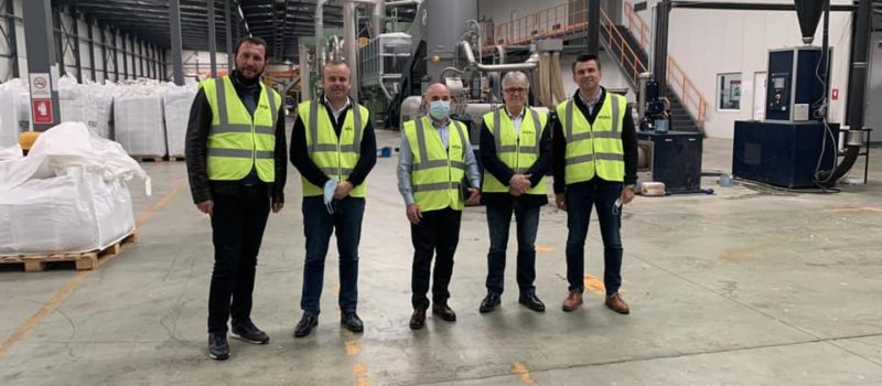 Kryetari Nagib Fejzi vizitë në fabrikat “KIVO” dhe “REKS” në Kaçanik